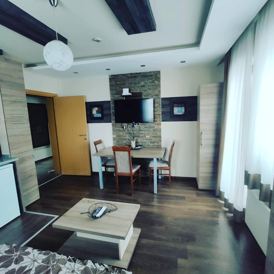 Apartman D16 Milmari 科帕奥尼克 外观 照片