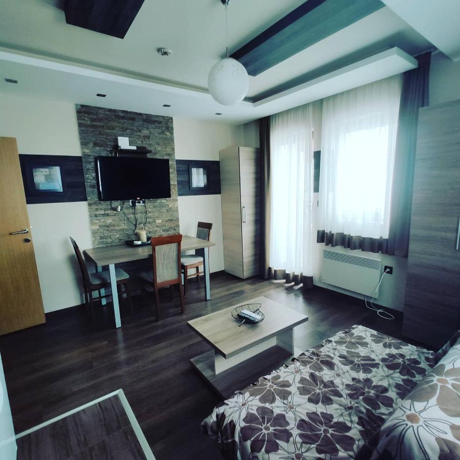 Apartman D16 Milmari 科帕奥尼克 外观 照片